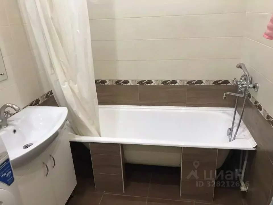 1-к кв. Калужская область, Обнинск просп. Маркса, 79 (42.3 м) - Фото 1