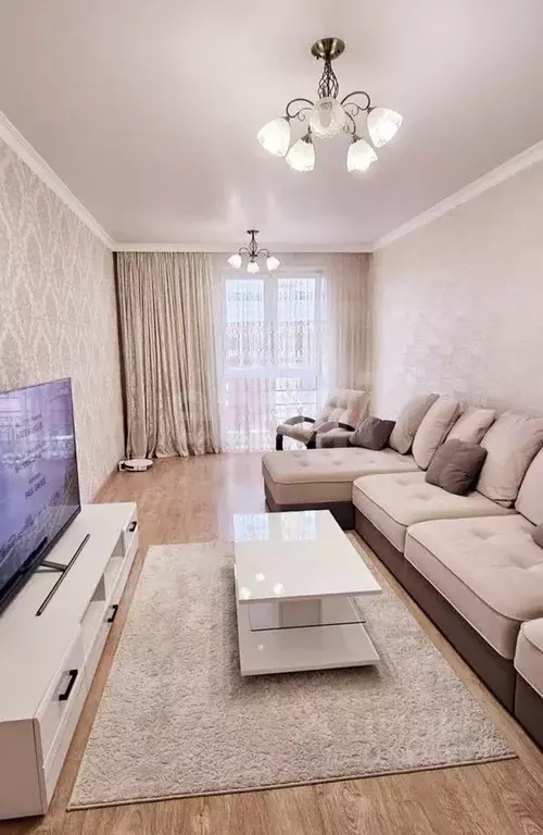 3-к кв. Северная Осетия, Владикавказ ул. Шамиля Джикаева, 1 (96.0 м) - Фото 1