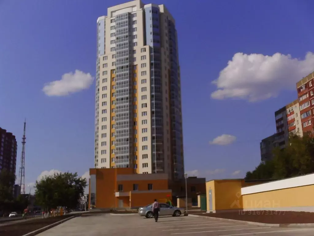 Гараж в Свердловская область, Екатеринбург ул. Луначарского, 221 (22 ... - Фото 0