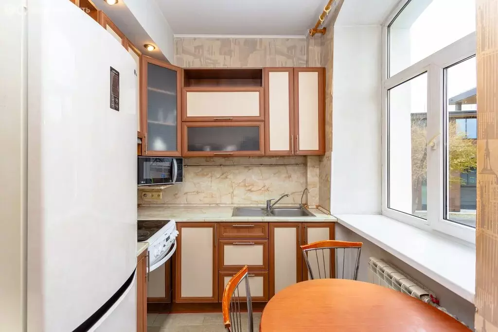 3-комнатная квартира: Владивосток, Западная улица, 27 (72 м) - Фото 2