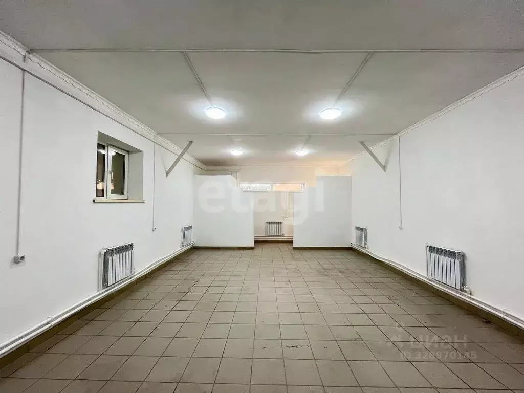 Помещение свободного назначения в Алтай, Горно-Алтайск ул. Григория ... - Фото 1