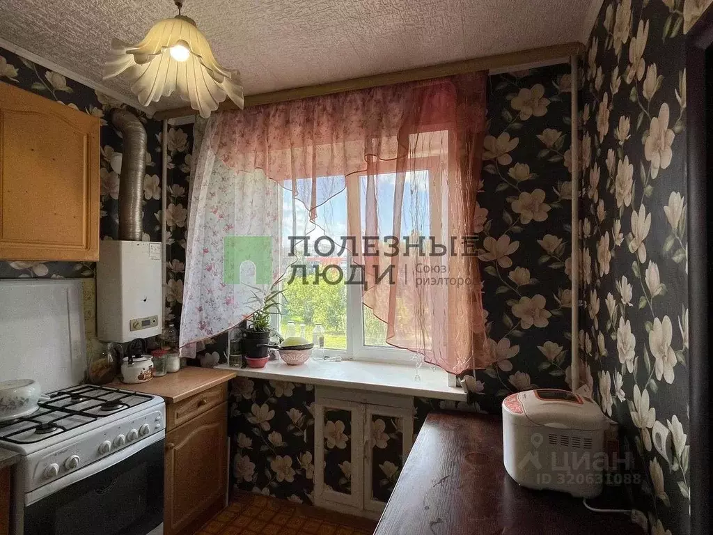 2-к кв. Орловская область, Орловский район, Знаменка пгт ул. Ленина, 4 ... - Фото 0