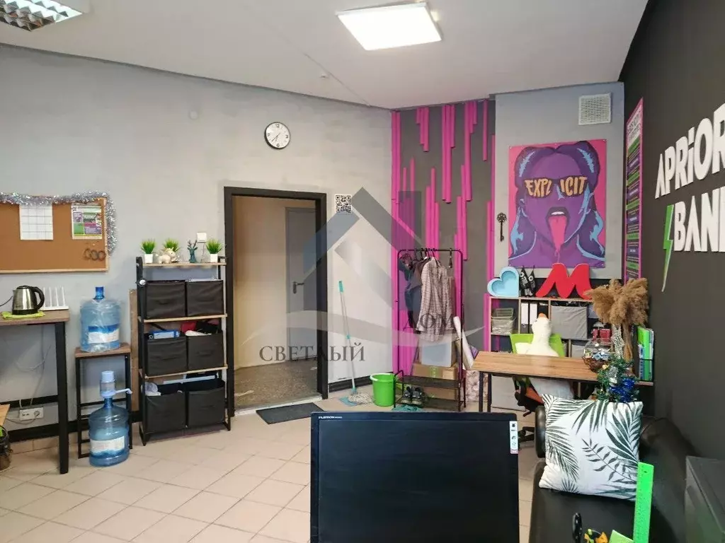 Помещение свободного назначения в Алтайский край, Барнаул ... - Фото 1