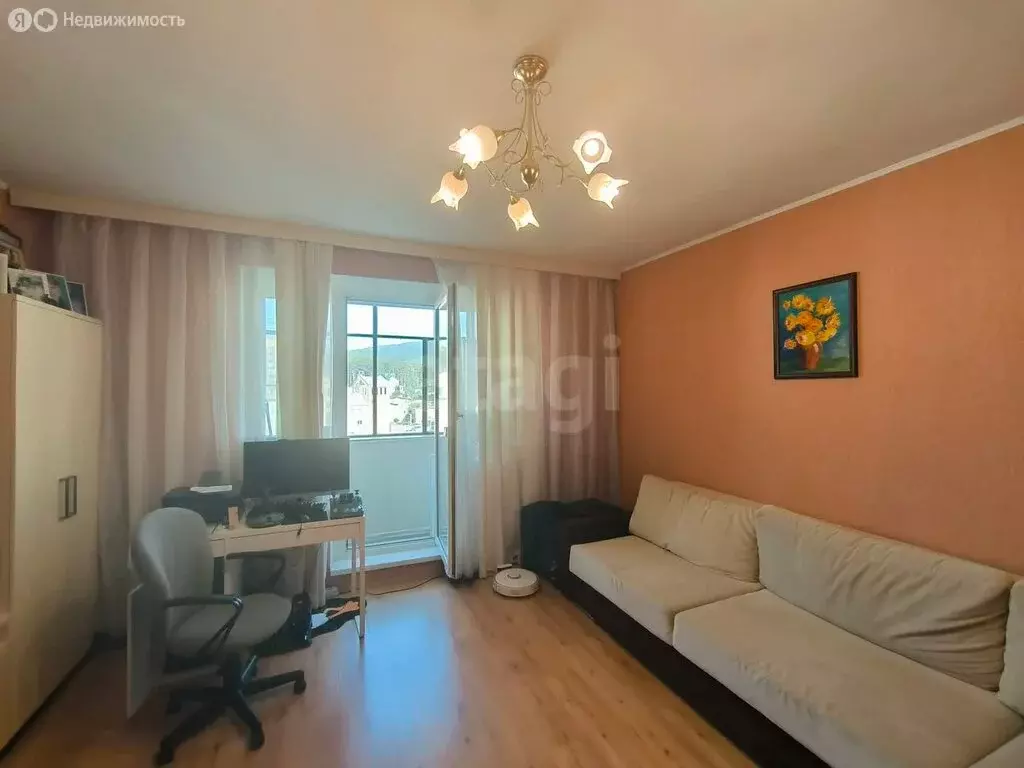 3-комнатная квартира: Миасс, проспект Макеева, 44 (66.7 м) - Фото 0