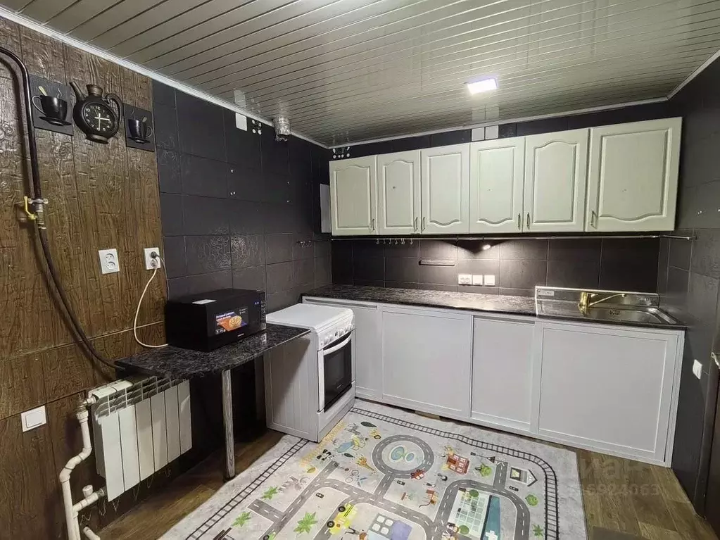 Дом в Омская область, Омск ул. 6-я Северная, 42 (98 м) - Фото 2