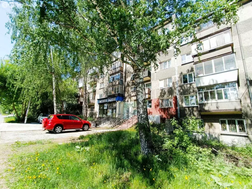 2-комнатная квартира: Екатеринбург, Билимбаевская улица, 20 (43.9 м) - Фото 0