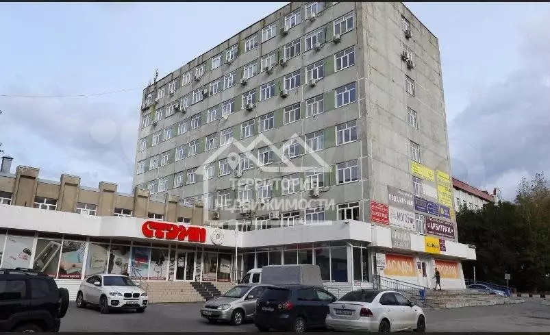 Помещение свободного назначения 68м2 ул.Республики 207 - Фото 1