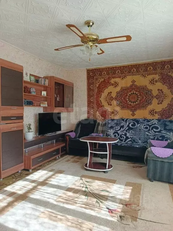 Дом в Омская область, с. Азово ул. Победы, 10 (79 м) - Фото 1