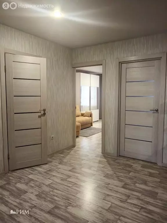 3-комнатная квартира: Череповец, улица Максима Горького, 5 (84.5 м) - Фото 1