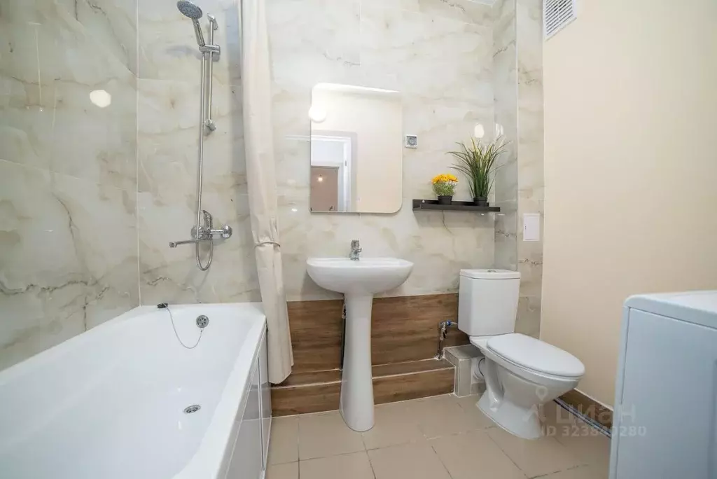 1-к кв. Свердловская область, Екатеринбург ул. Евгения Савкова, 44Б ... - Фото 1