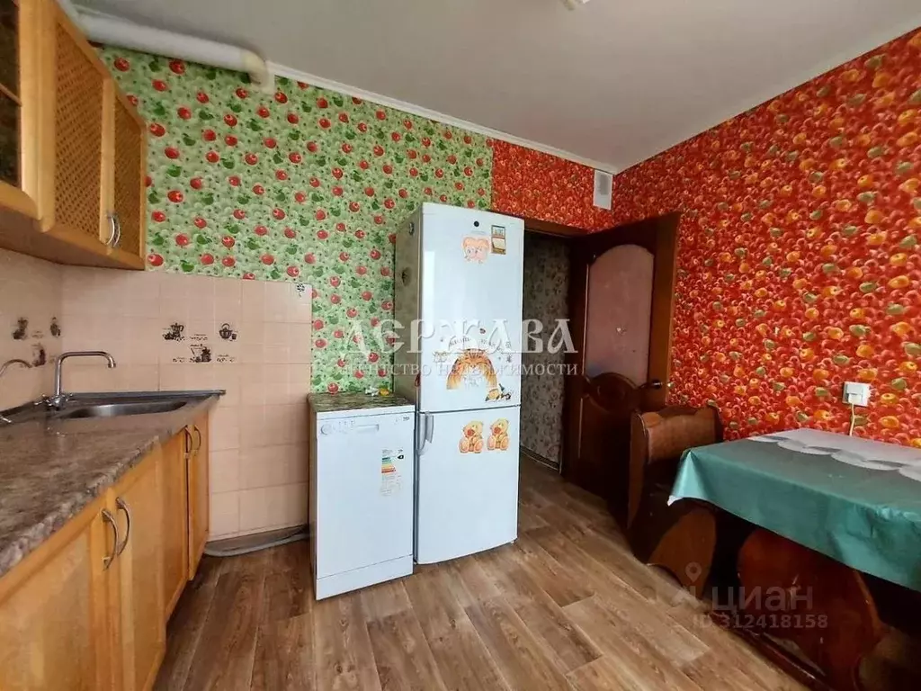 2-к кв. Белгородская область, Старый Оскол ул. Крутикова, 17 (52.0 м) - Фото 1