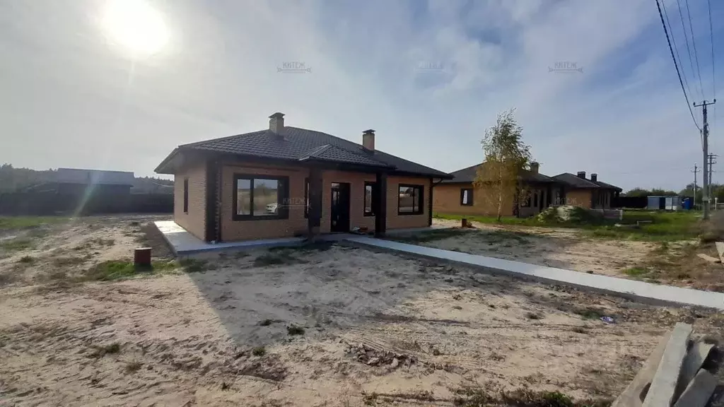 Дом в Калужская область, Перемышльский район, Большие Козлы с/пос, ... - Фото 1