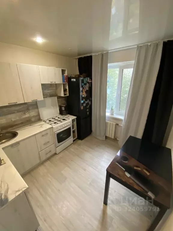 3-к кв. Саратовская область, Саратов ул. Имени А.П. Чехова, 1 (64.0 м) - Фото 1