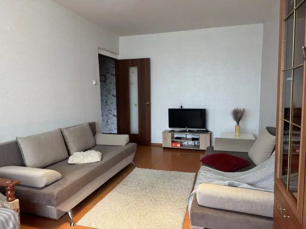 2-к кв. Свердловская область, Невьянск ул. Мартьянова, 27 (59.0 м) - Фото 1