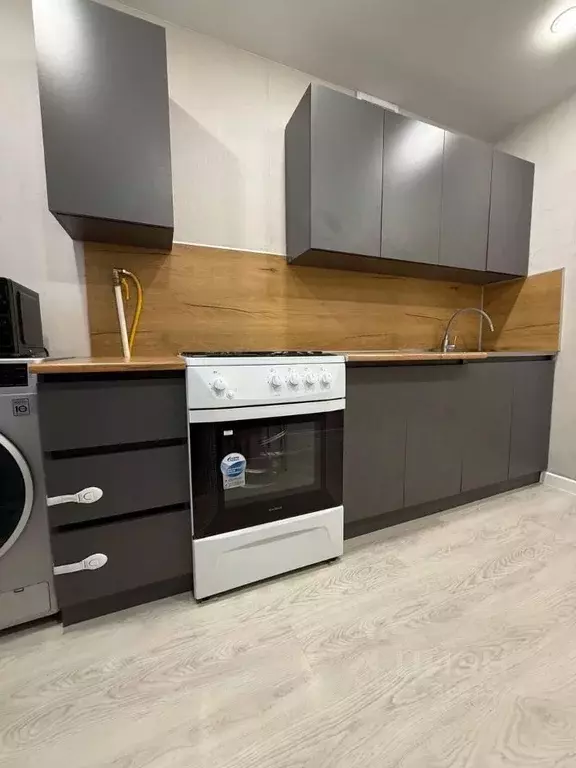 2-к кв. Татарстан, Зеленодольский район, Осиновское с/пос, с. Осиново ... - Фото 2