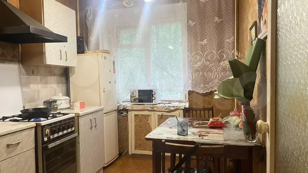 3-к. квартира, 60,4 м, 4/9 эт. - Фото 0