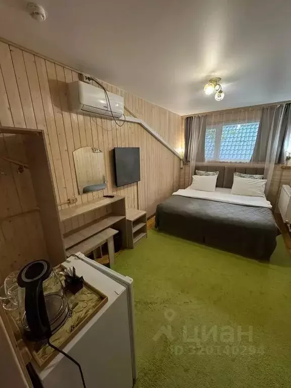 Комната Карачаево-Черкесия, Зеленчукский район, с. Архыз ул. ... - Фото 1