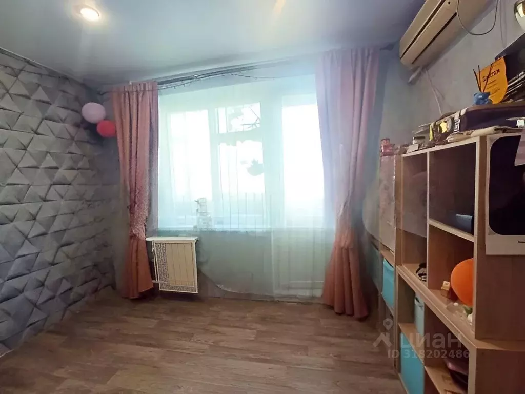 2-к кв. Краснодарский край, Новороссийск ул. Куникова, 38 (53.0 м) - Фото 0