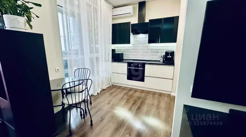 2-к кв. Московская область, Химки Клязьма-Старбеево мкр, Международный ... - Фото 1