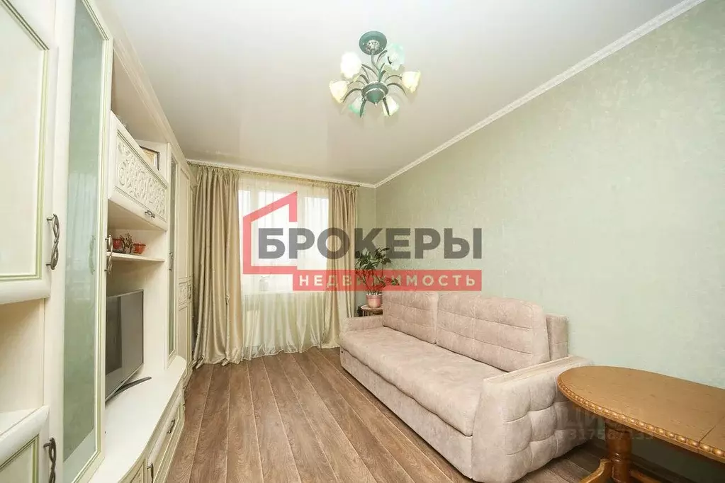 3-к кв. Севастополь ул. Лиговская, 3 (88.0 м) - Фото 0