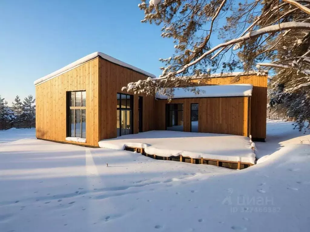 Дом в Свердловская область, Сысертский муниципальный округ, Исеть ... - Фото 1