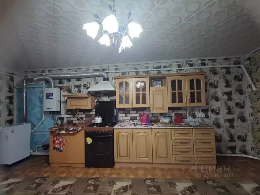 Дом в Ростовская область, Белая Калитва ул. Машиностроителей, 16 (72 ... - Фото 1