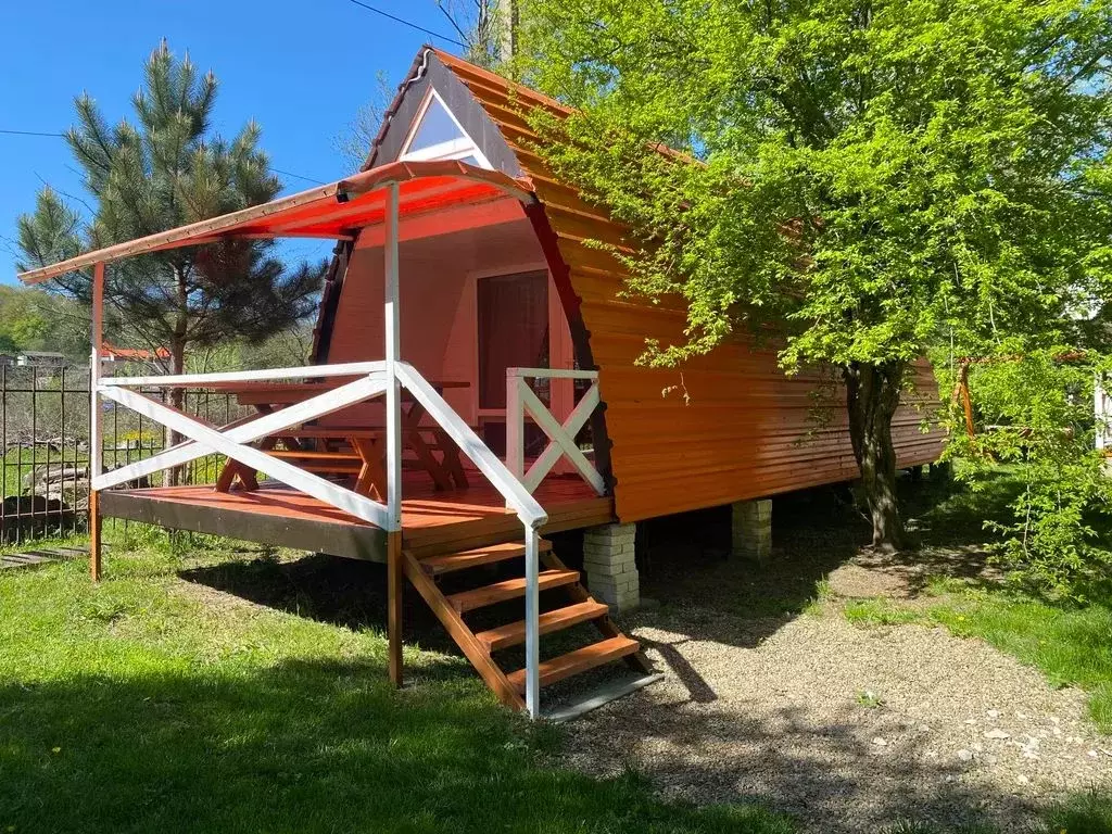 Дом в Краснодарский край, Абинское городское поселение, Шапсугская ... - Фото 1