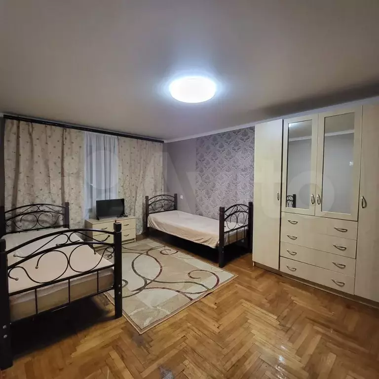 1-к. квартира, 30 м, 2/5 эт. - Фото 0