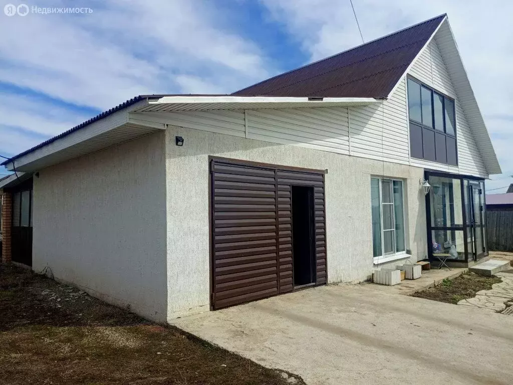 Дом в село Хомутово, Центральная улица (137.5 м) - Фото 0