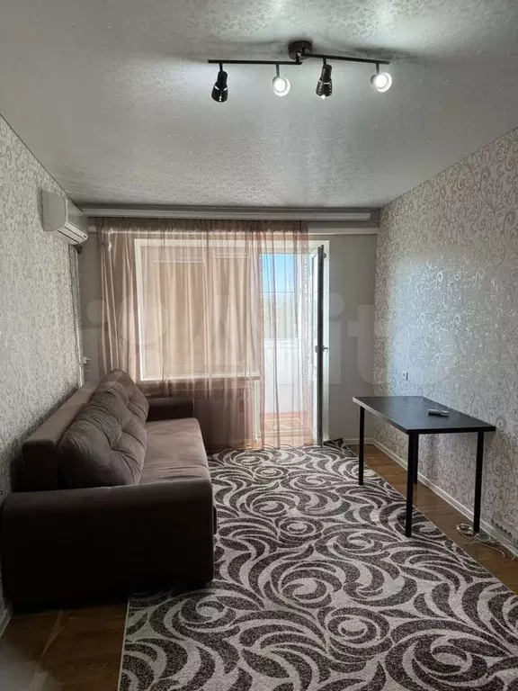 1-к. квартира, 30 м, 4/4 эт. - Фото 1