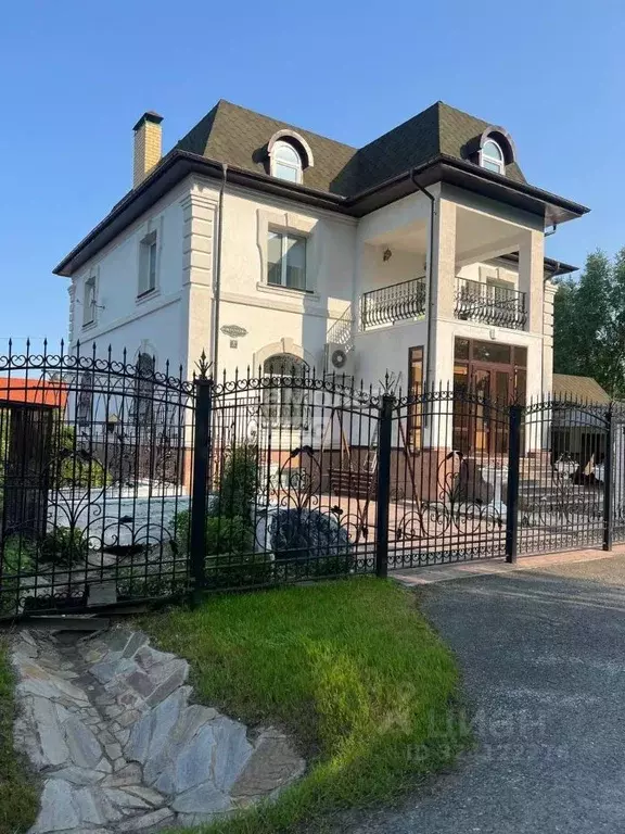 Дом в Тюменская область, с. Упорово ул. Заречная (450 м) - Фото 1