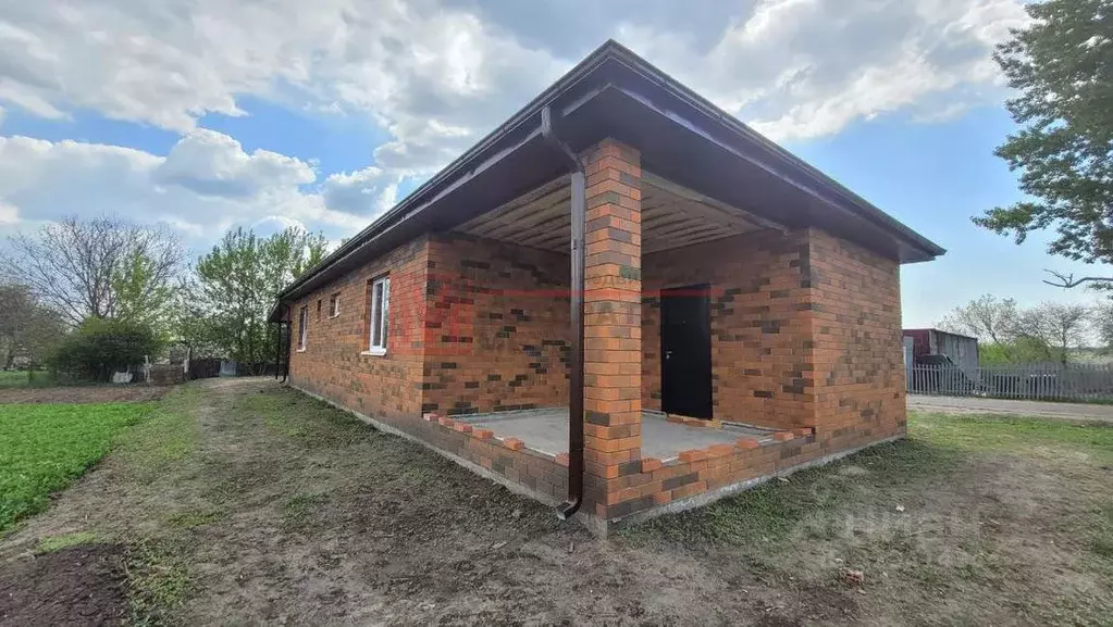 Дом в Белгородская область, Старооскольский городской округ, с. ... - Фото 2