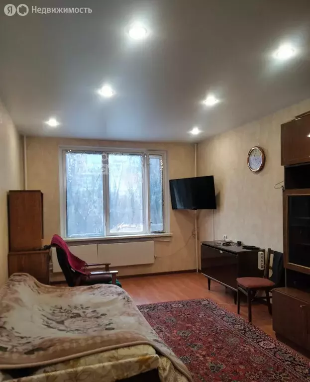 3-комнатная квартира: Москва, улица 50 лет Октября, 25 (58.7 м) - Фото 2