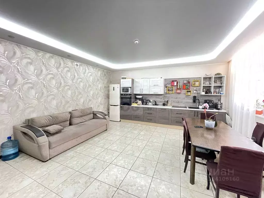 Таунхаус в Оренбургская область, Оренбургский район, пос. Пригородный ... - Фото 1