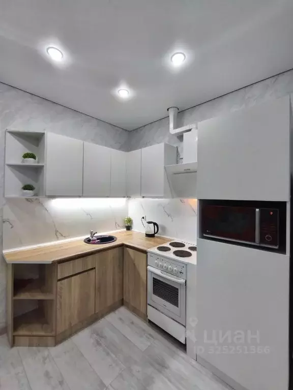 2-к кв. Тюменская область, Тюмень Новгородская ул., 9Б (46.8 м) - Фото 2