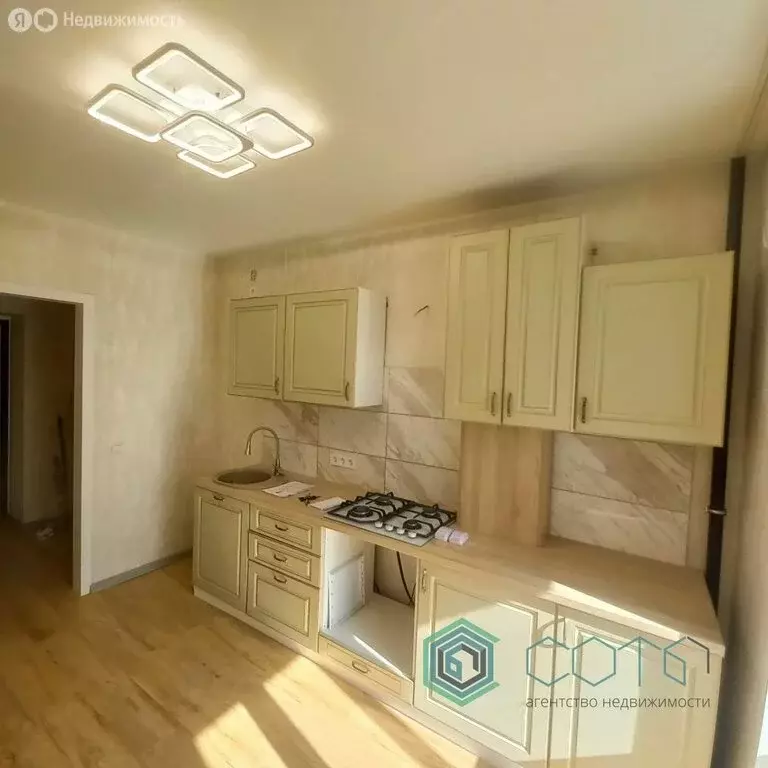1-комнатная квартира: Калининград, Новгородская улица, 5к3 (38 м) - Фото 1