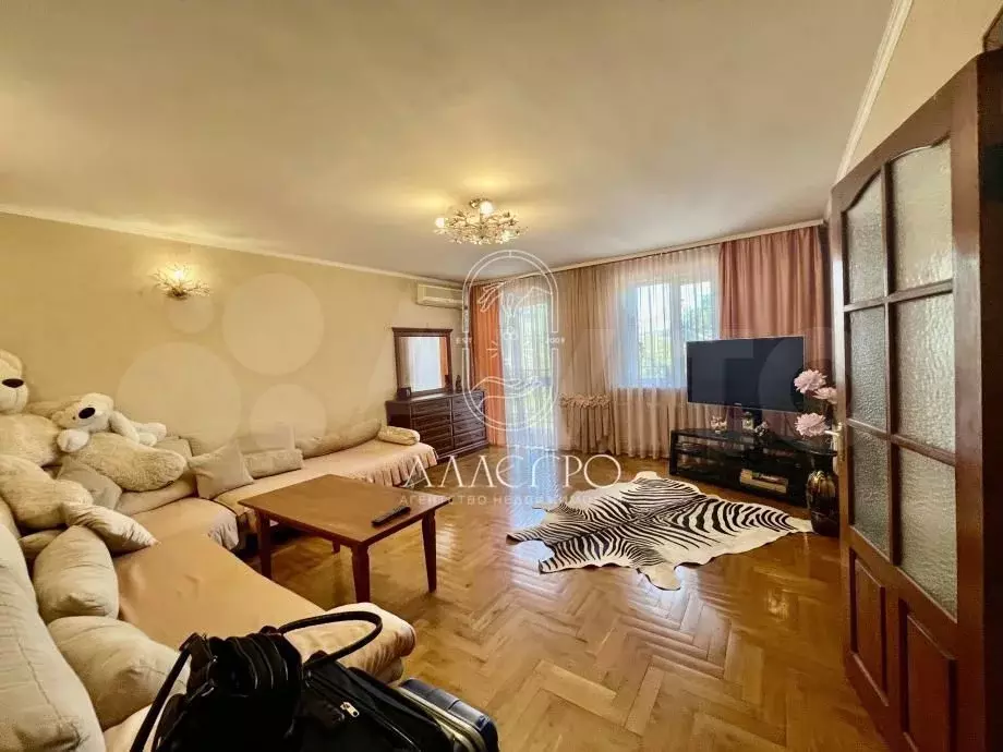 2-к. квартира, 54 м, 2/3 эт. - Фото 0