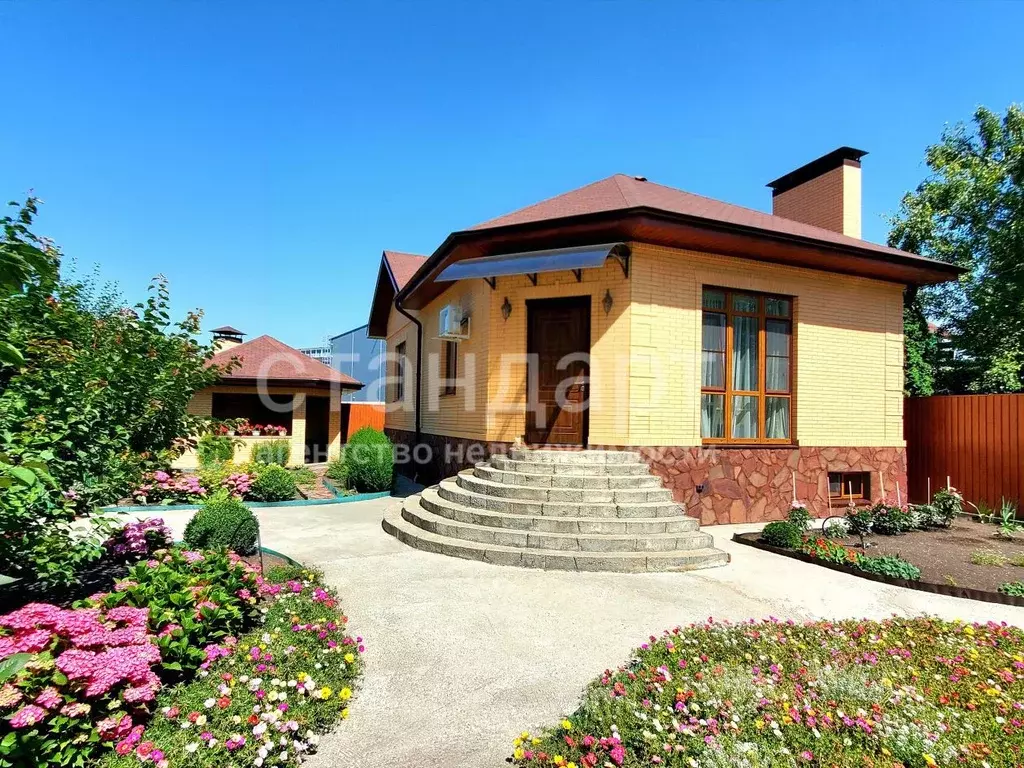 Дом в Ставропольский край, Ессентуки ул. Маркова (170 м) - Фото 1