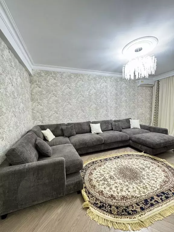 1-к. квартира, 55 м, 2/13 эт. - Фото 0