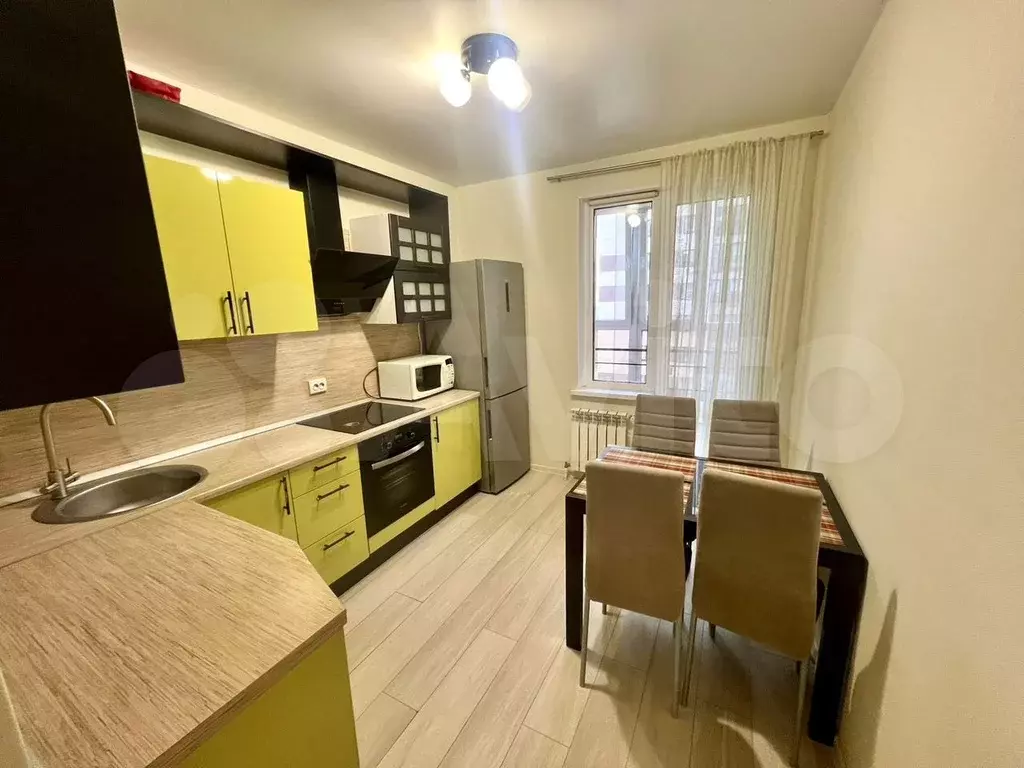1-к. квартира, 40 м, 13/18 эт. - Фото 1