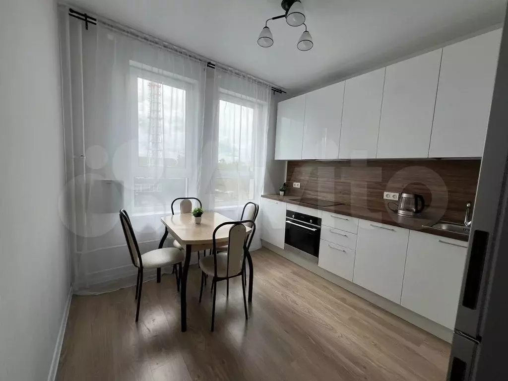 1-к. квартира, 37 м, 5/17 эт. - Фото 0
