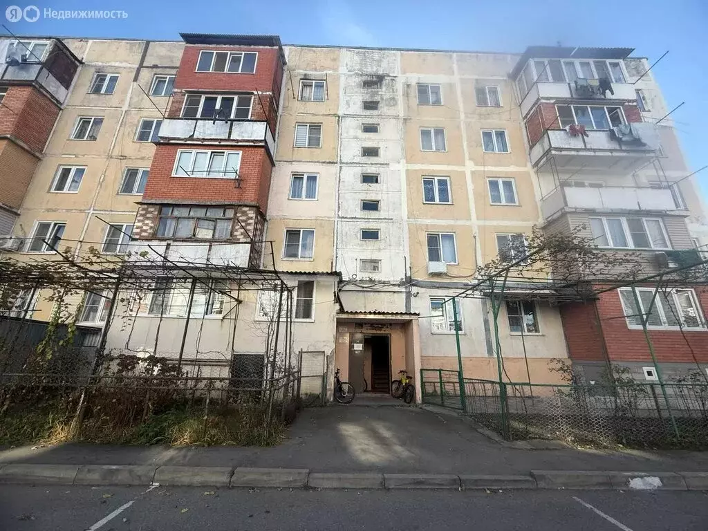 3-комнатная квартира: посёлок Спутник, 47 (75 м) - Фото 1