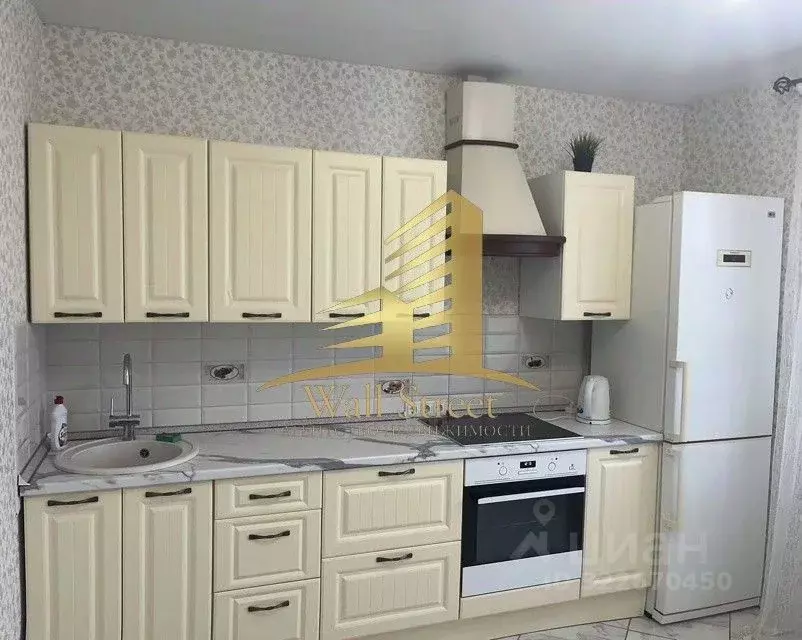 2-к кв. Новосибирская область, Новосибирск ул. Толстого, 56 (70.0 м) - Фото 0