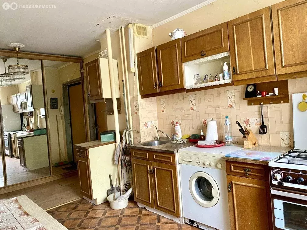 3-комнатная квартира: Выборг, улица Кривоносова, 9 (68.7 м) - Фото 1