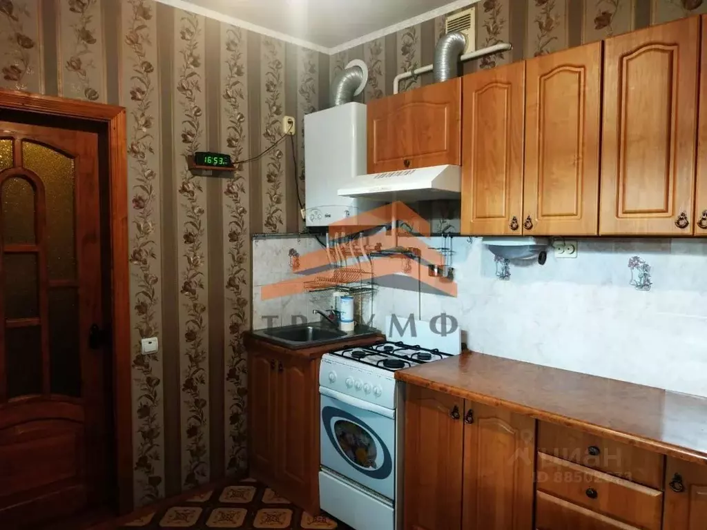 Дом в Крым, Феодосия ул. Листовничей (250 м) - Фото 0