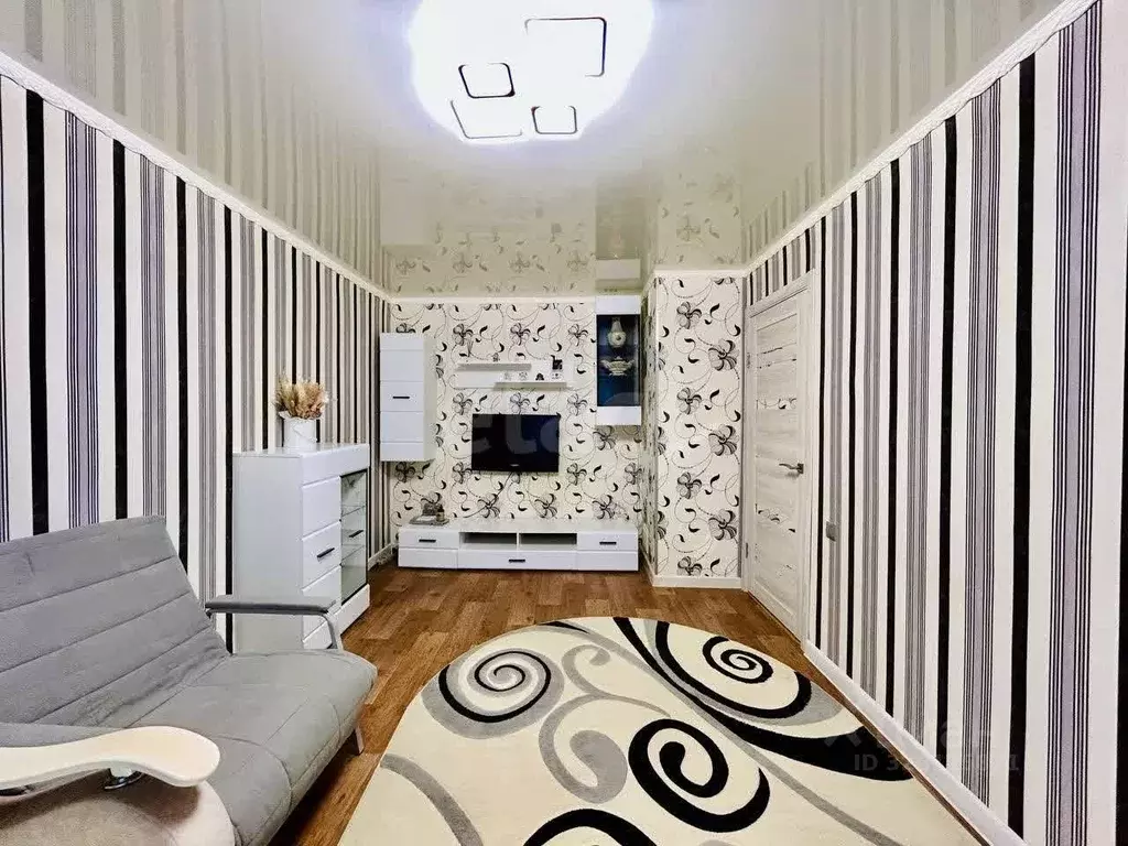 2-к кв. Тамбовская область, Мичуринск Красноармейская ул., 10 (61.0 м) - Фото 2