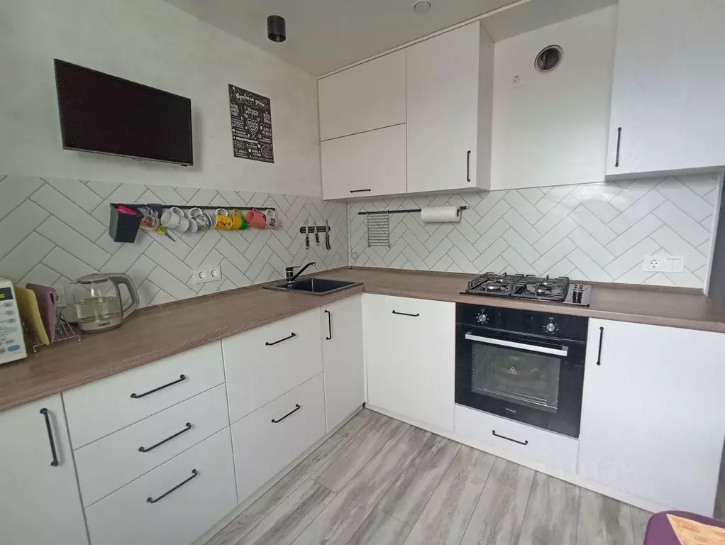 3-к кв. Коми, Сыктывкар ул. Мира, 47 (66.0 м) - Фото 1