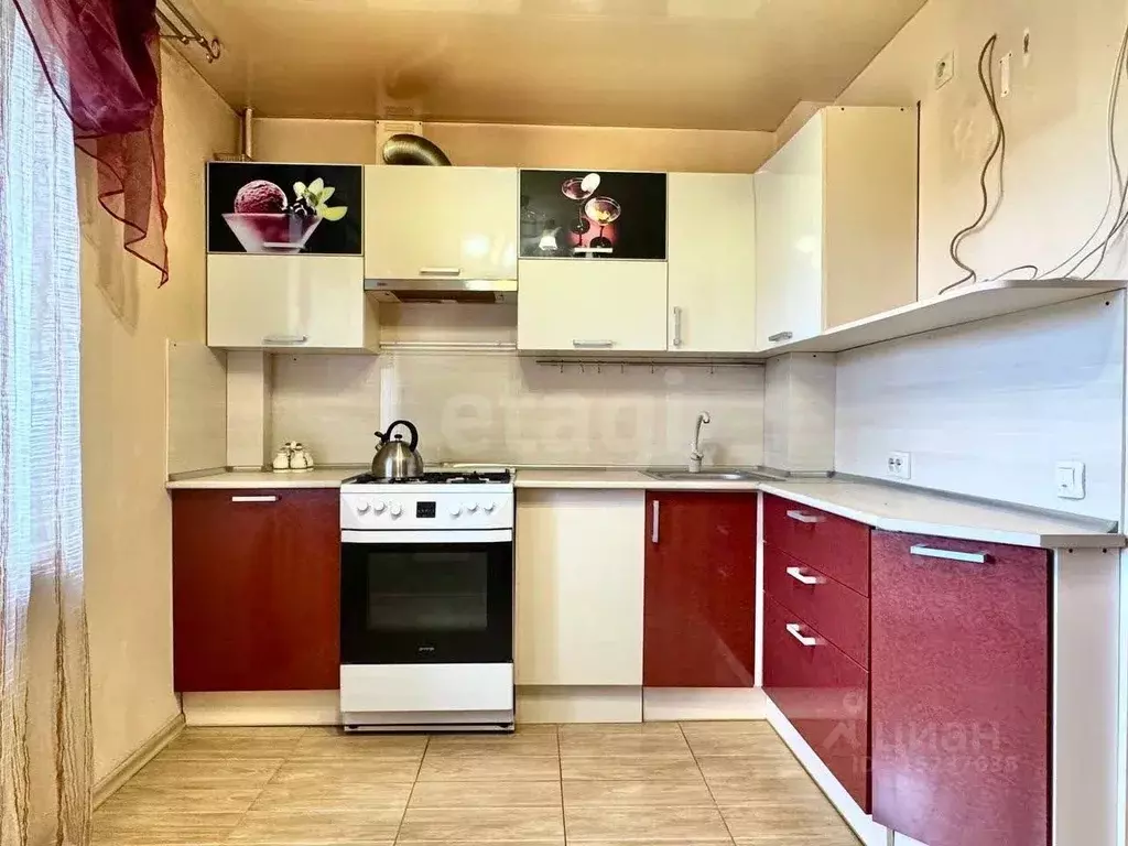 3-к кв. Вологодская область, Череповец Остинская ул., 48 (60.8 м) - Фото 0