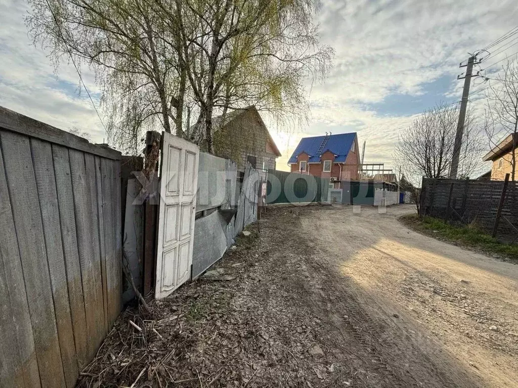 Дом в Новосибирская область, Новосибирск Загородная ул. (42 м) - Фото 1