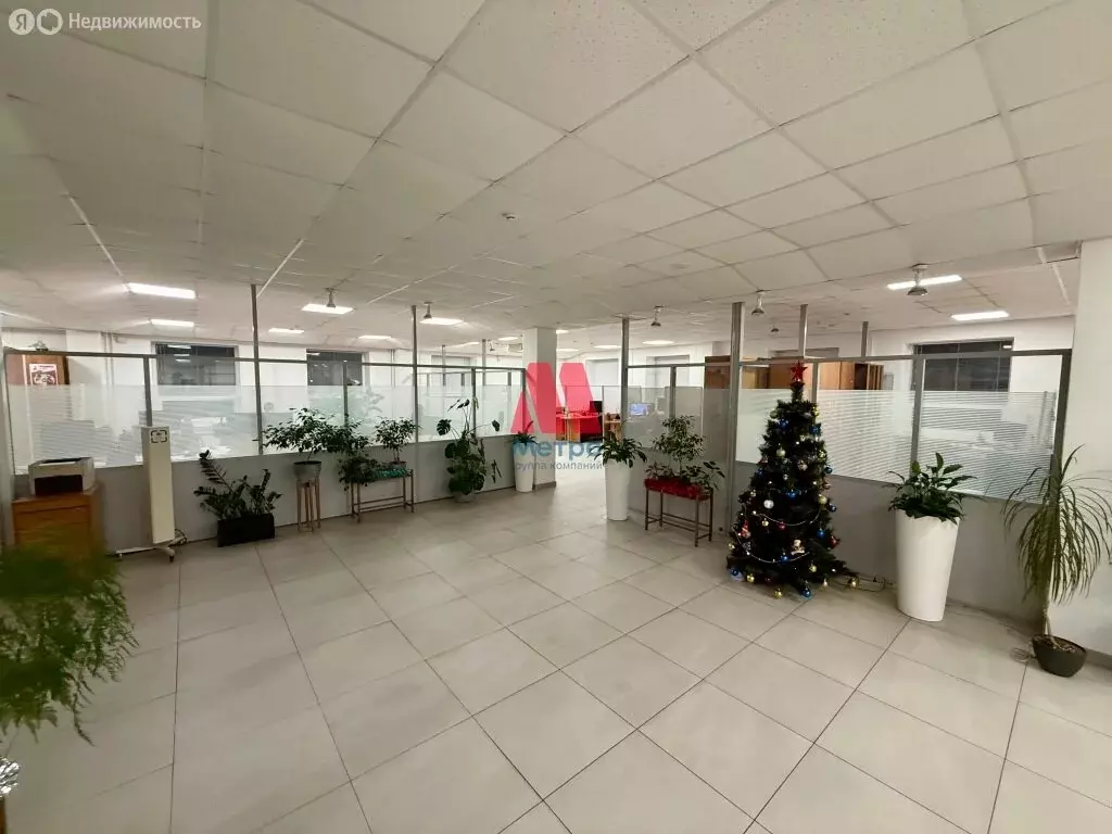 Офис (350 м) - Фото 1